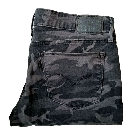 Levi's 711 Skinny Ankle Jeans Women’s 32 (32x25.5) Black Gray Camo Stretch Denim - Picture 3 of 5